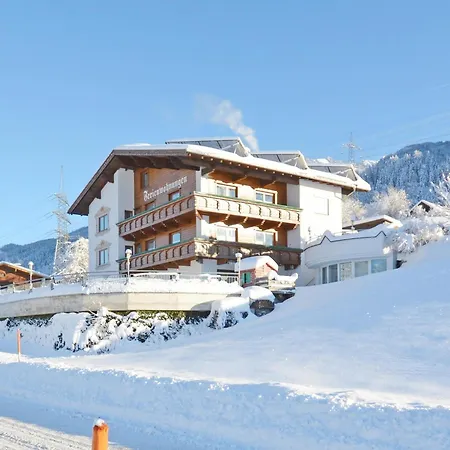 In Pitztal With Mountain Views, Cleaning Included 아파트 *