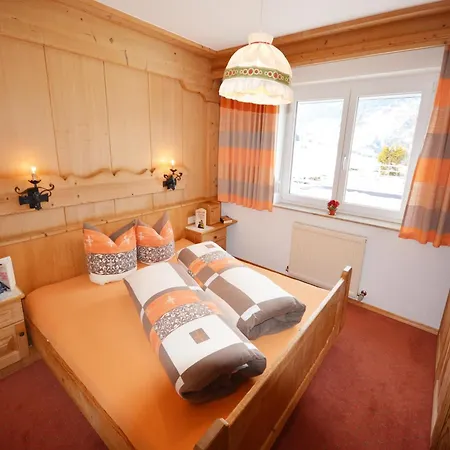 아파트 In Pitztal With Mountain Views, Cleaning Included *